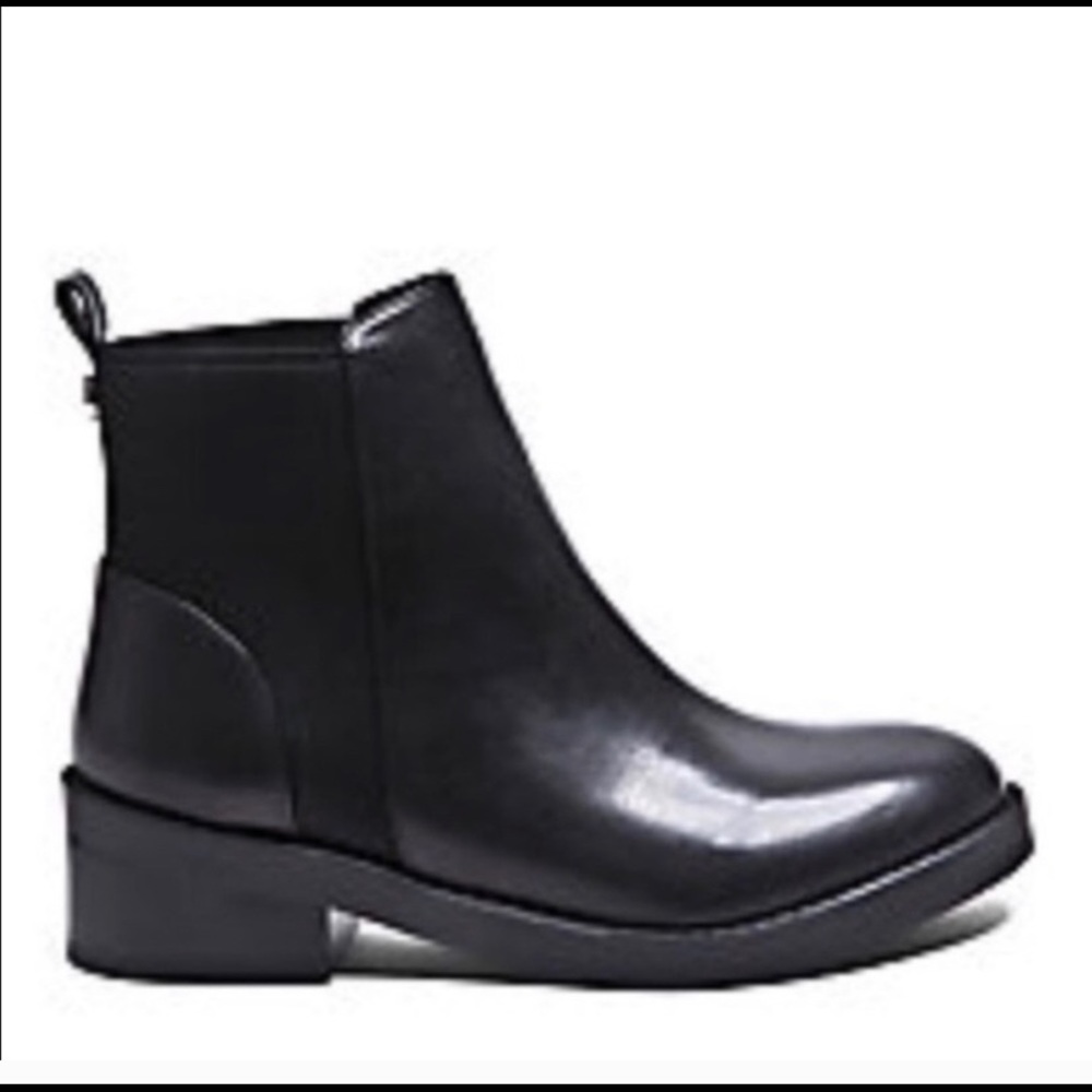 Steve Madden boots